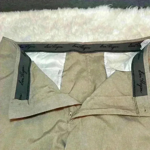 Ben Hogan Lightweight Zippered Front Khaki Shorts Men’s Big and Tall Size 42 - Picture 3 of 9